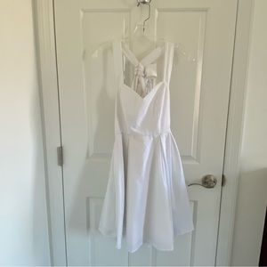 white bow dress